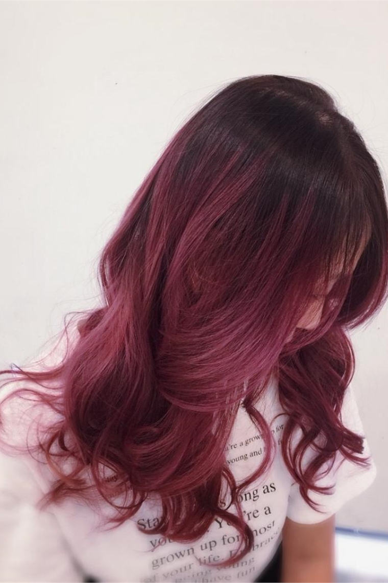 流行髮色甜美莓紅