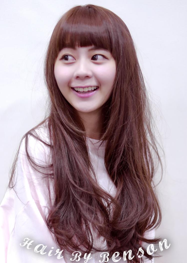 流行齐浏海披肩长发