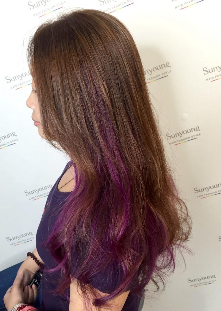 冷紫色挑染卷度时尚亮眼
