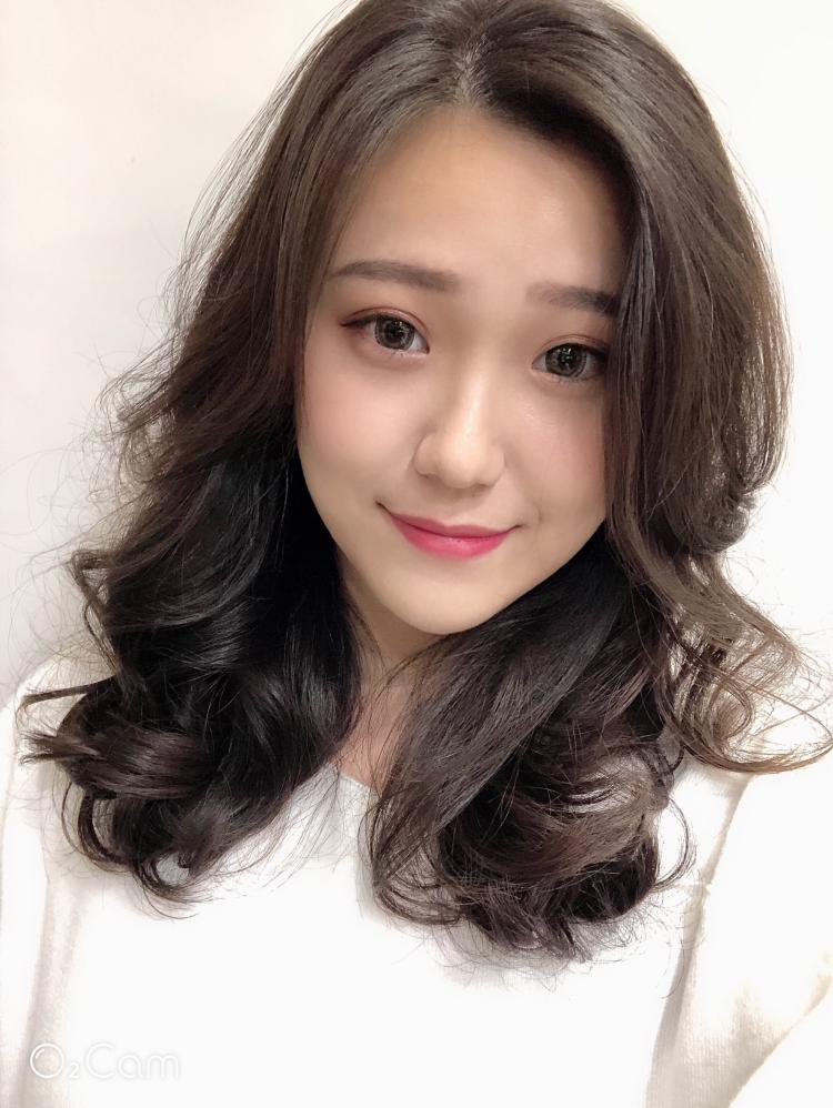 女神系长卷发柔美棕色